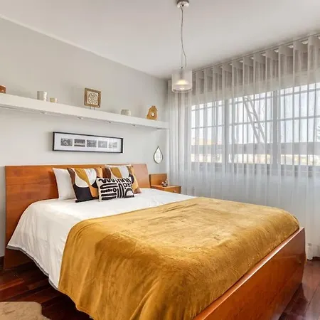 Apartment Blue House By The